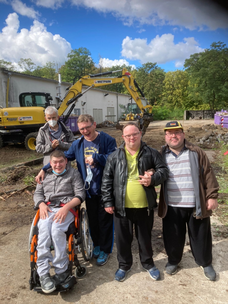 24217895-58de-4de8-b173-4861c7f556c7